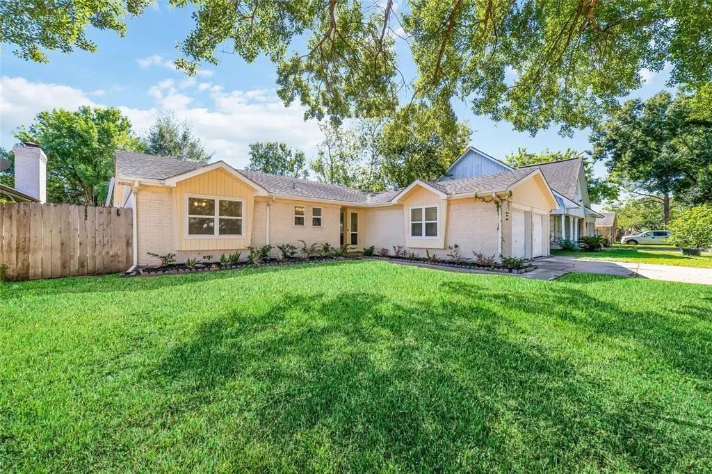 11915 Sea Shore Drive, Houston