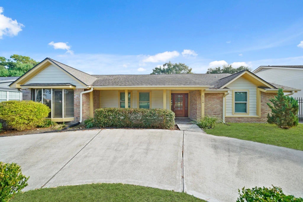 5714 N Braeswood Boulevard, Houston