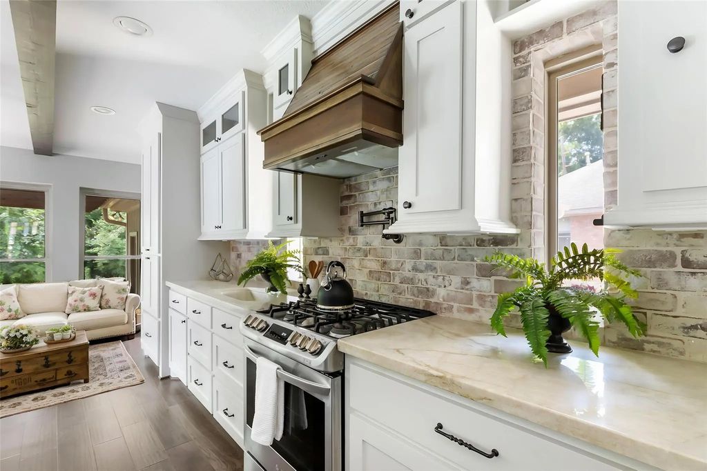 5410 Timber Shade Drive, Kingwood