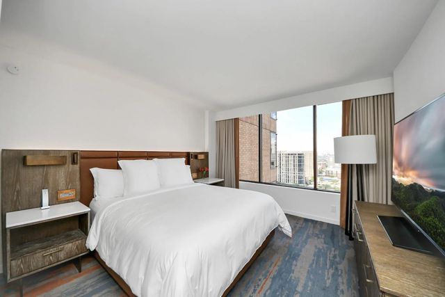 1300 Lamar Street Street T8, Houston