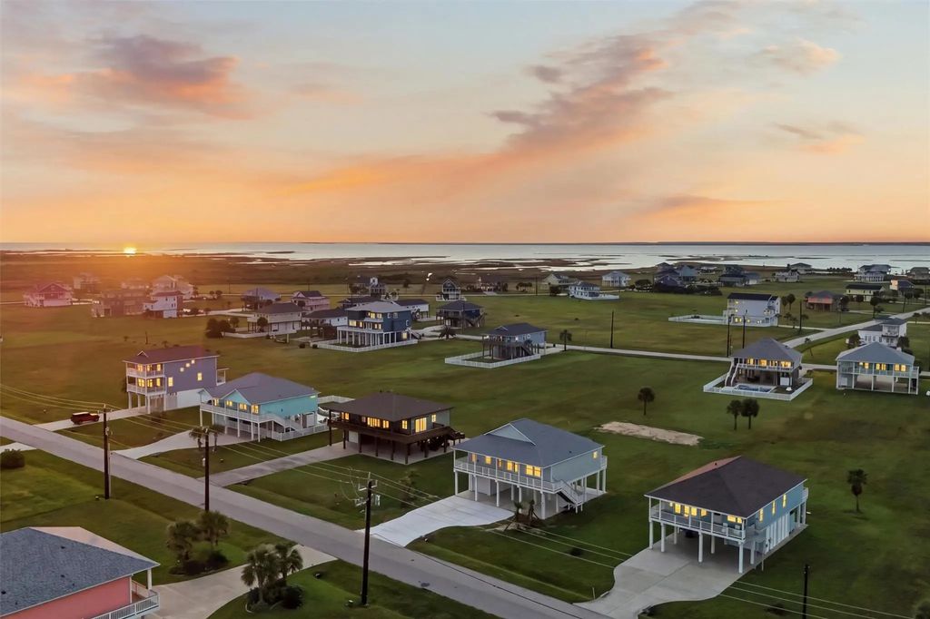 18618 Shaman Drive, Galveston