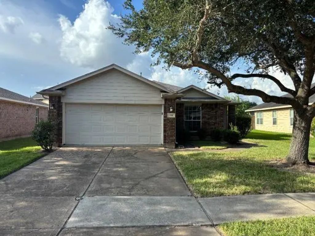 110 Rodeo Drive, Manvel