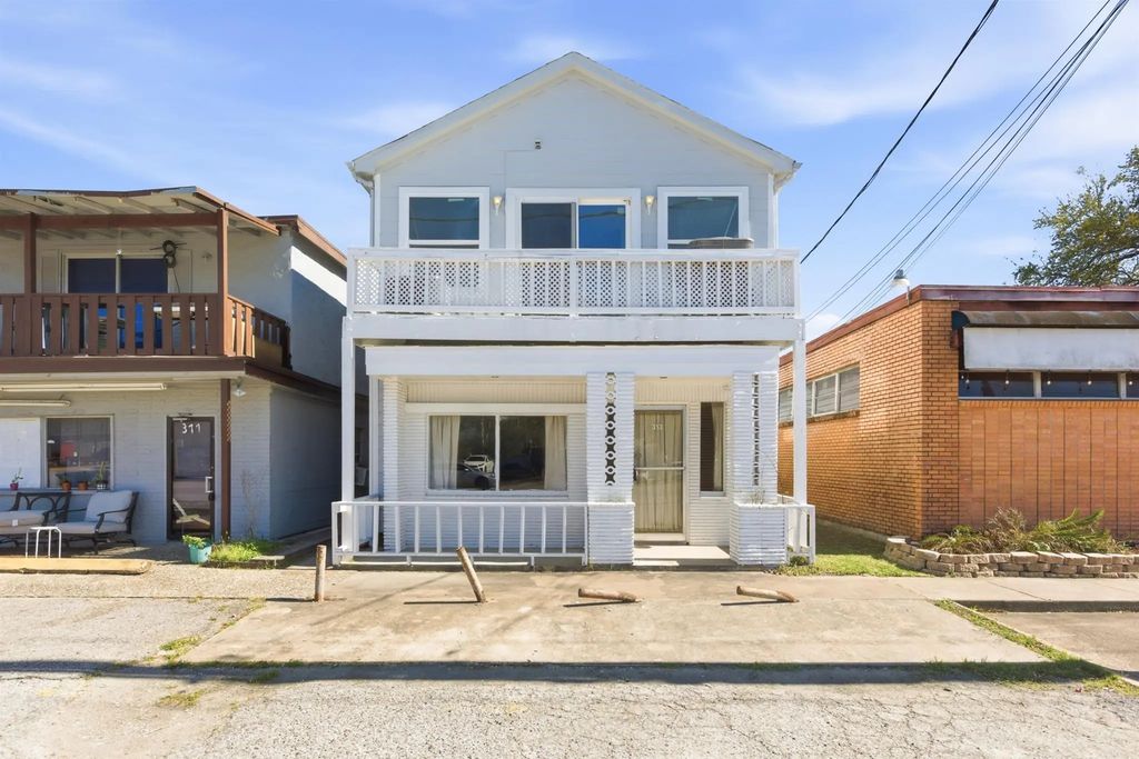 313 Grand Avenue, Bacliff