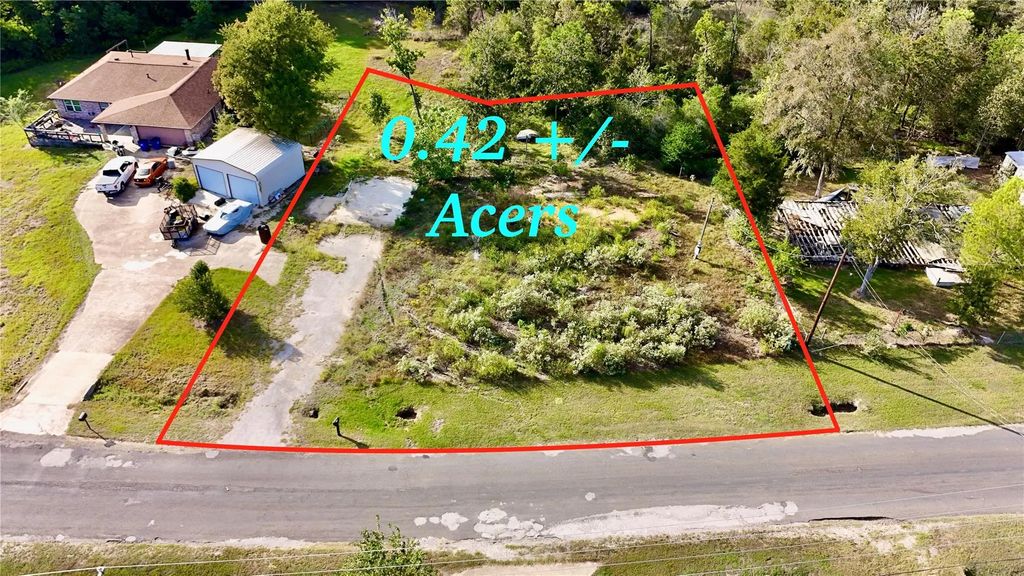 619 Yaupon Cove Drive, Onalaska