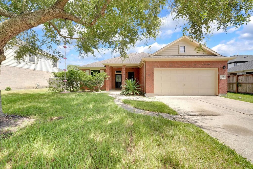 1009 Bay Area Boulevard, League City