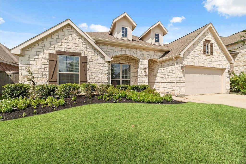 2718 Camellia Avenue, Brookshire