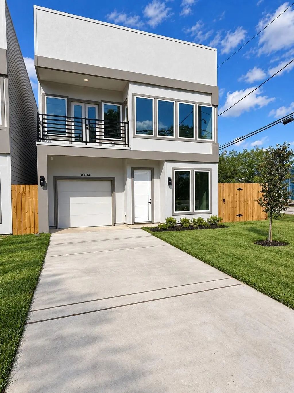 8704 Southview Street, Houston