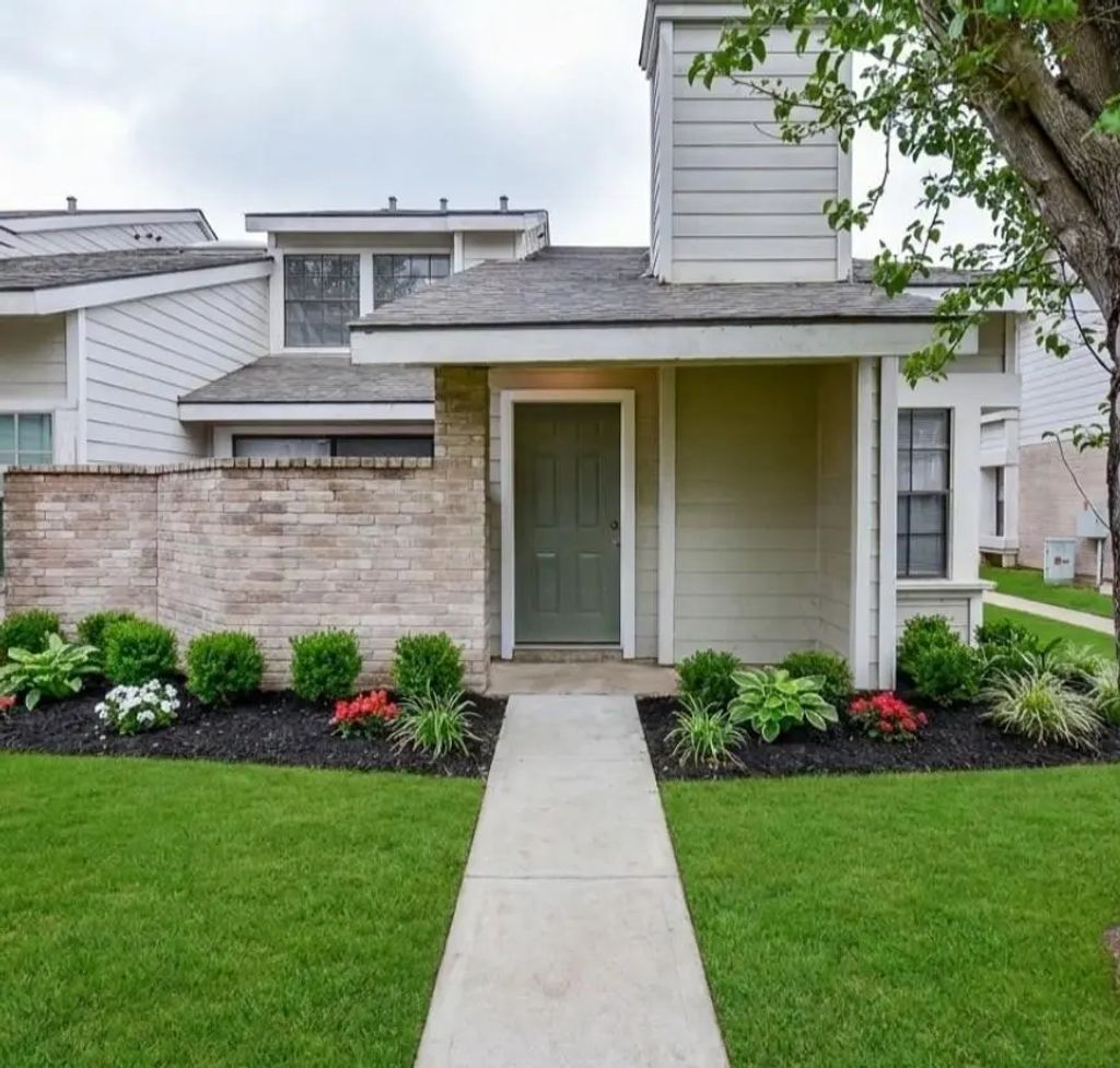 6217 Ludington Drive 20-917, Houston