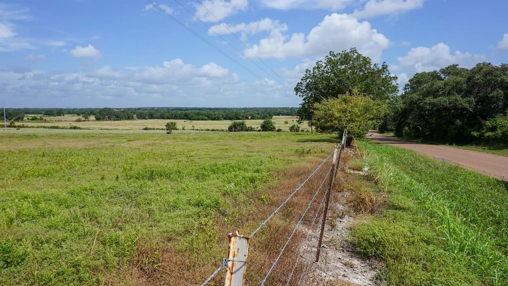 Hranicky Road, Schulenburg