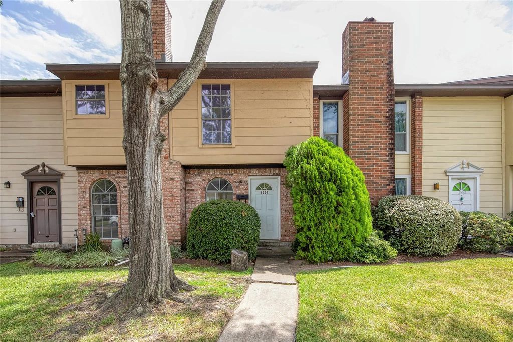1556 Silverpines Road 556, Houston