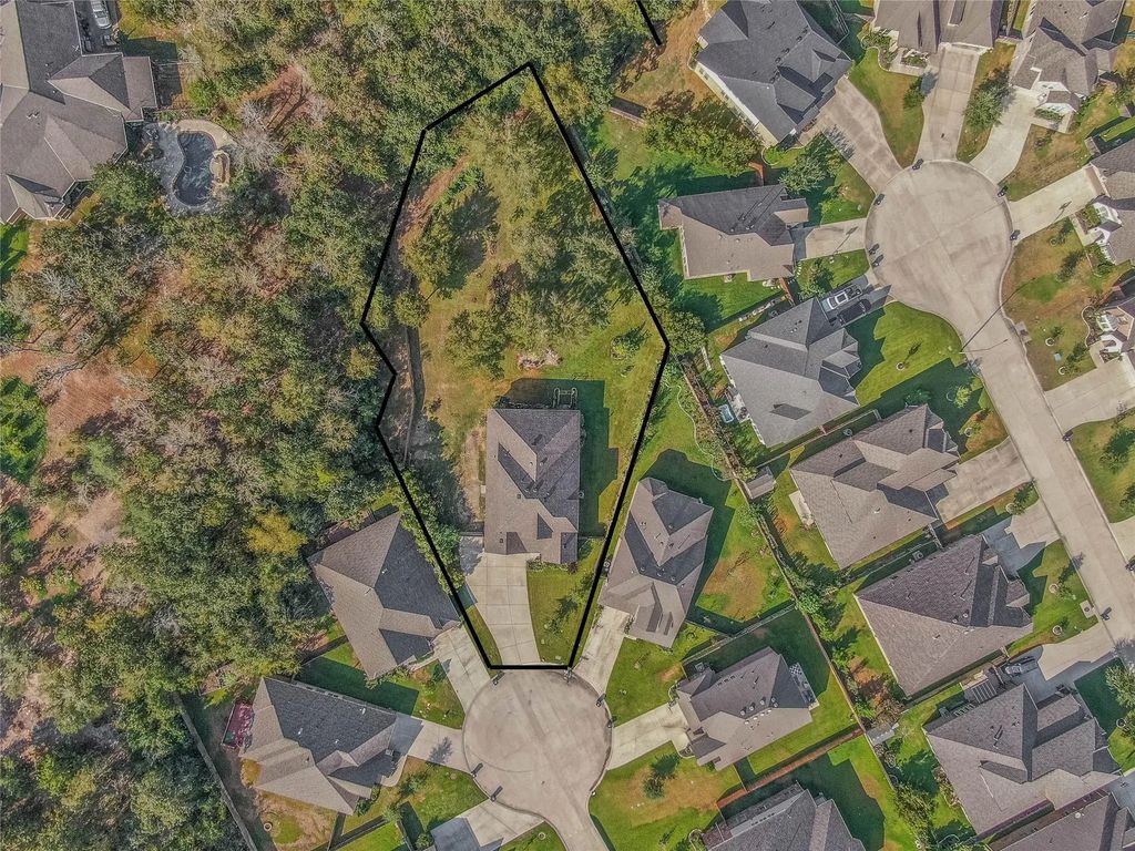 2614 Belliser Court E, College Station