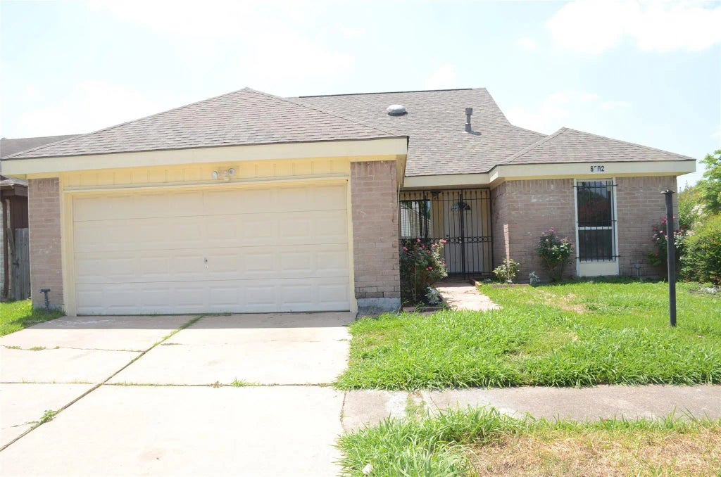 6502 Briar Terrace Drive, Houston