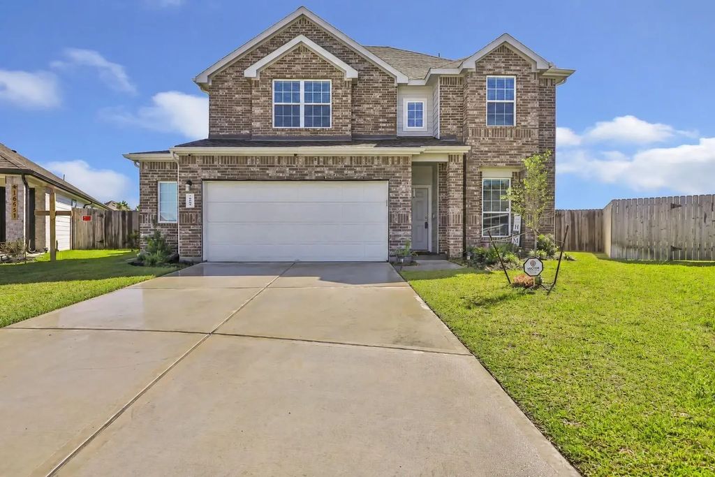 16655 Olivewood Lane, Conroe