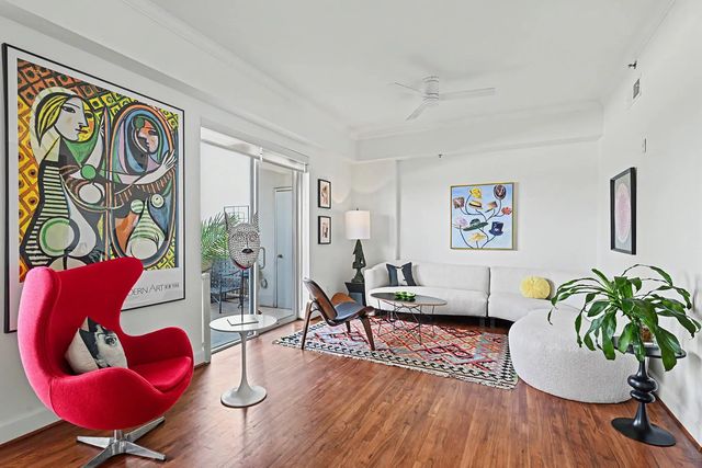 2520 Robinhood Street 402, Houston