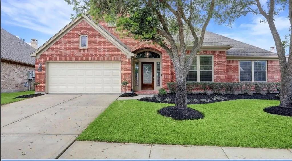 13301 Ravenlake Drive, Pearland