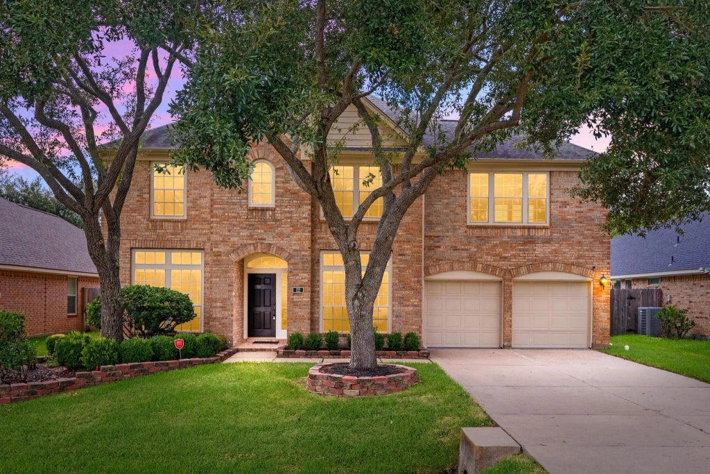 22 Crestview Trail, Houston