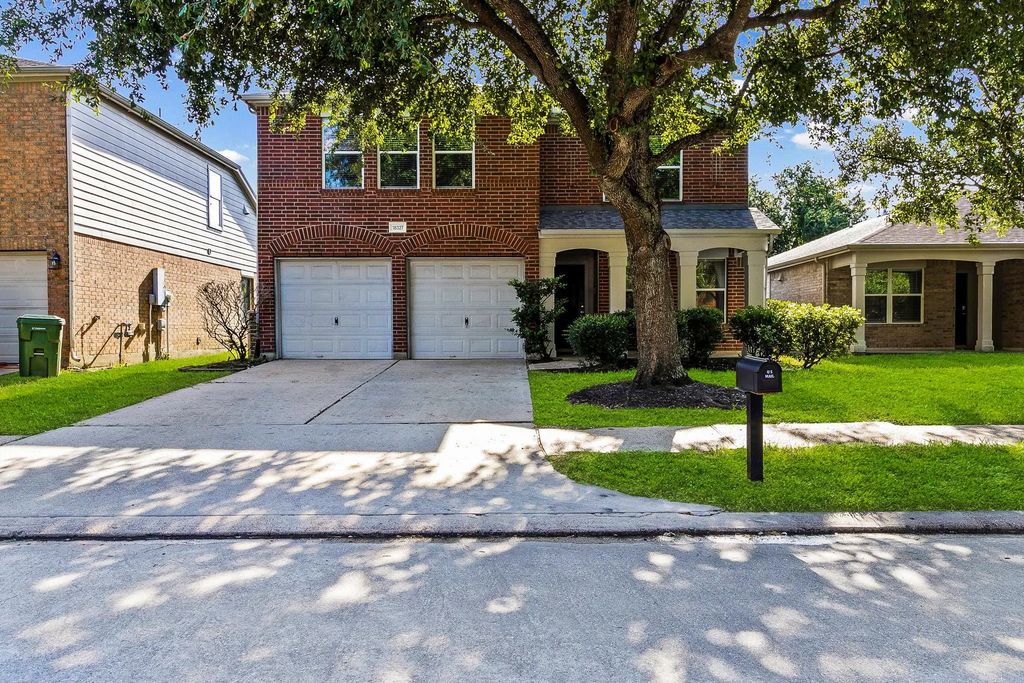 18327 Atasca Woods Trace, Humble