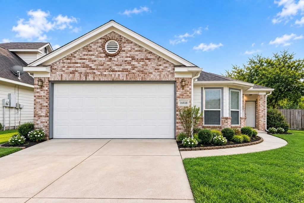 16938 Tableland Trail, Conroe
