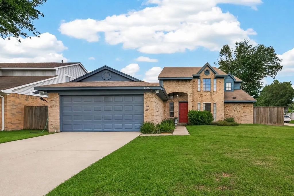 13739 Kensington Place, Houston
