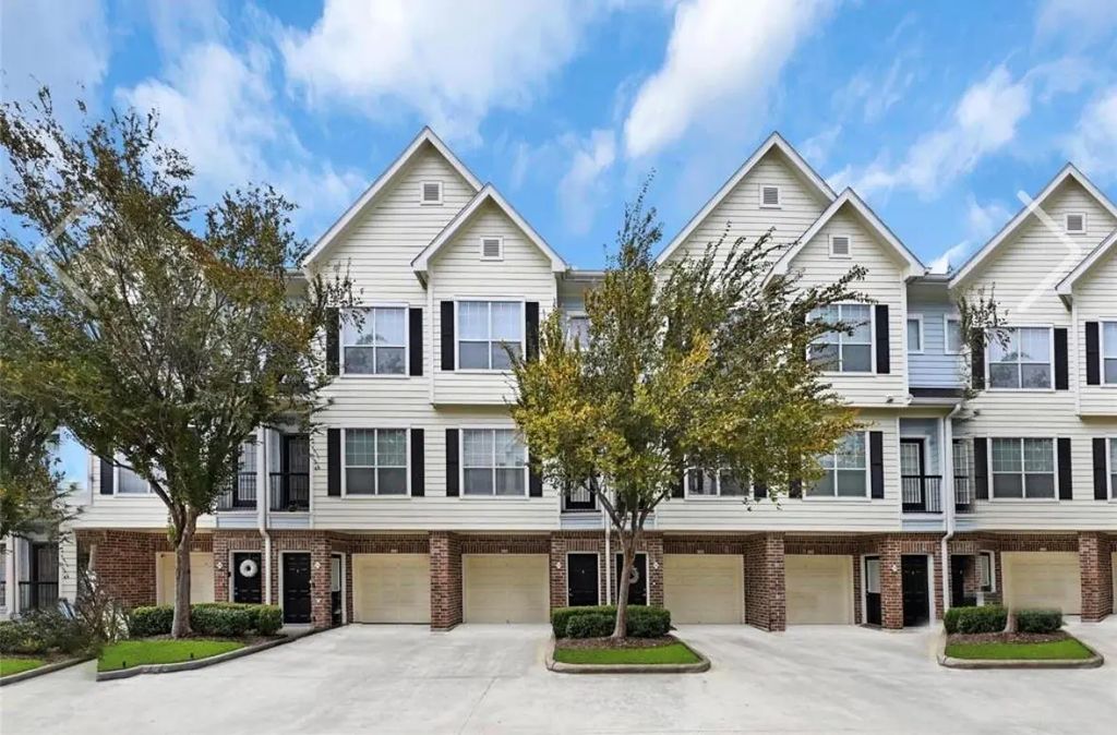 9200 Westheimer Road 1112, Houston