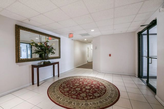 6655 W Sam Houston Parkway S 3k, Houston