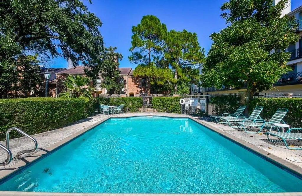 2333 Bering Drive 123, Houston