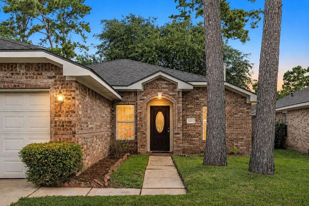 13910 Sac Court, Cypress