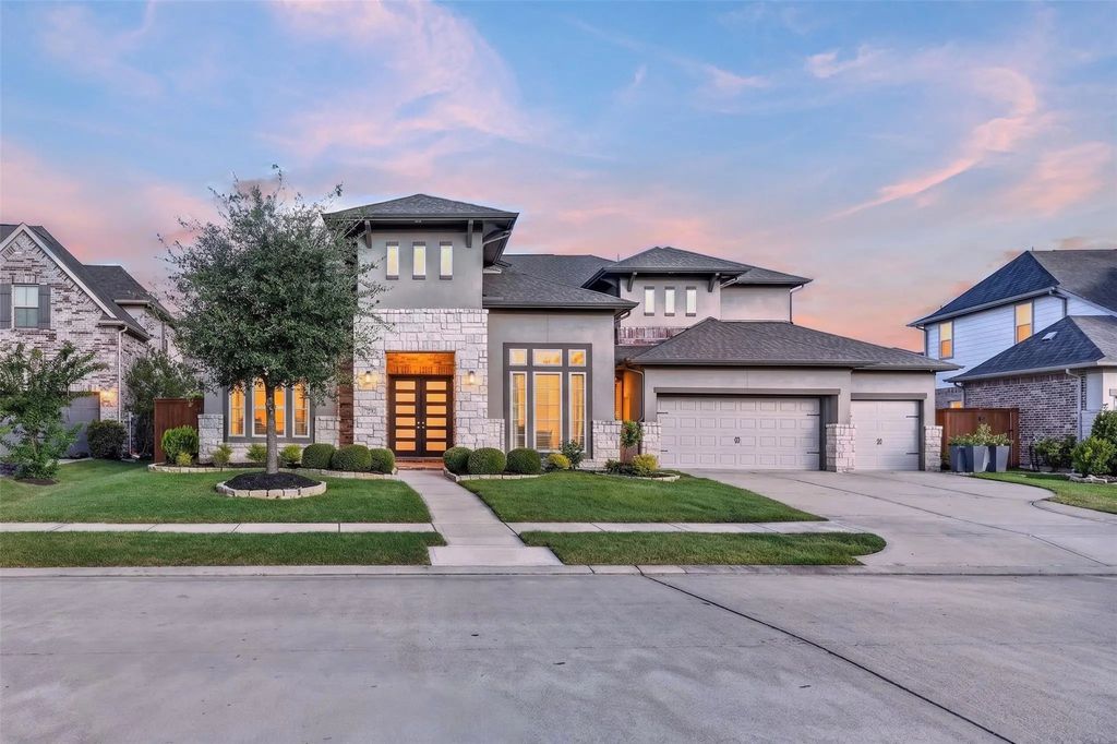 17922 Wichita River Way, Cypress