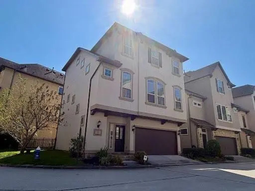 2822 Kings Retreat Circle, Houston
