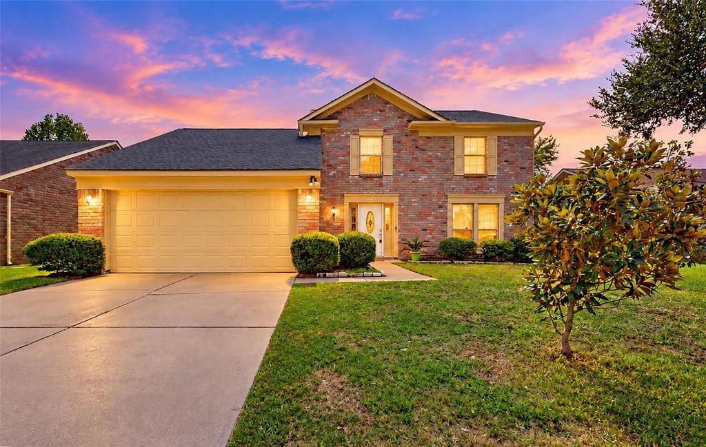 13211 Klamath Falls Drive, Houston