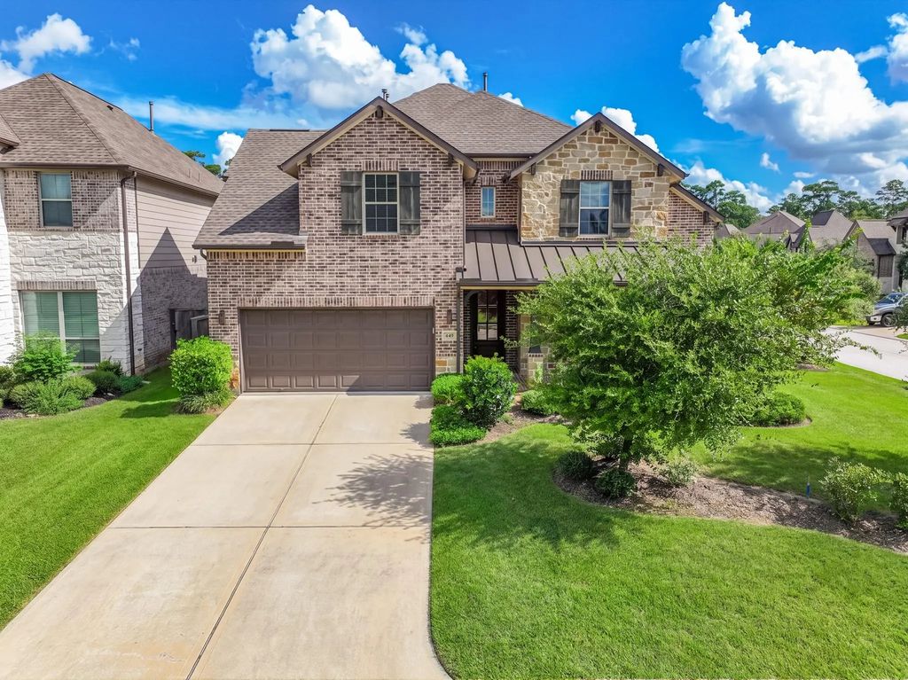 449 Devlin Shores Drive, Conroe