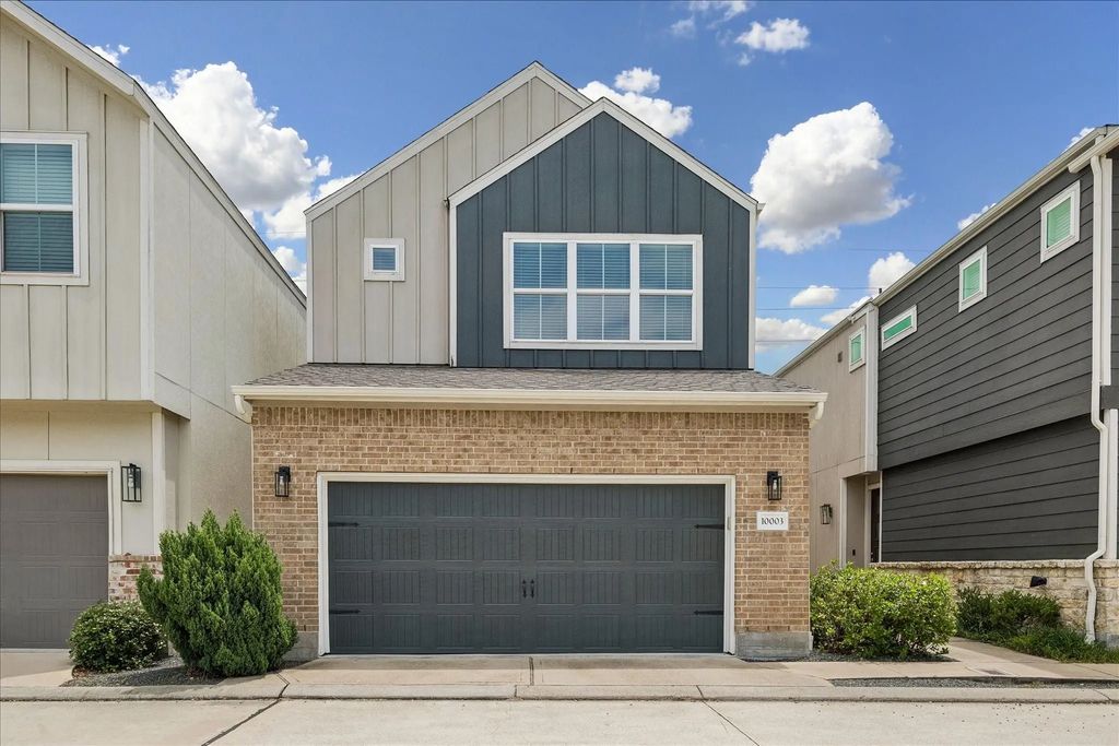 10003 Brickhouse Drive, Houston