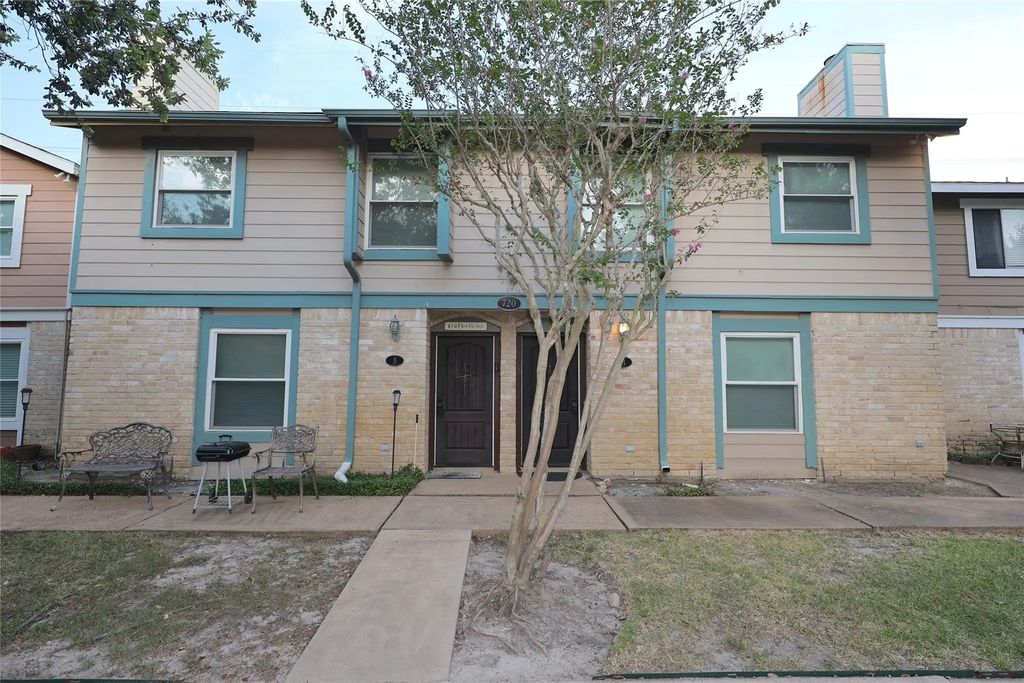 720 Memorial Mews Street A, Houston