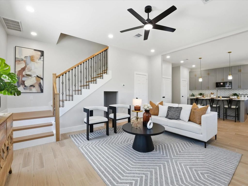 2306 Langley Road, Houston
