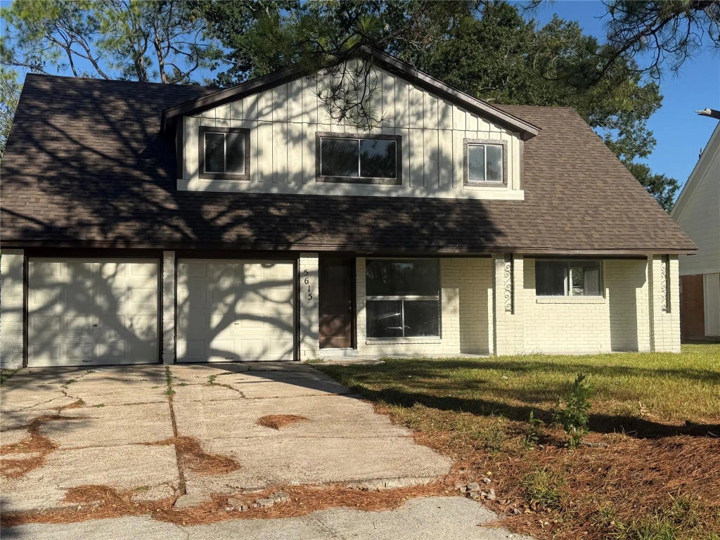 5615 Greylog Drive, Houston