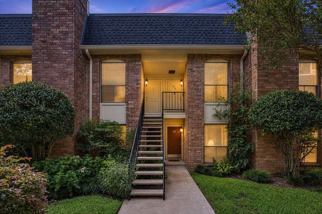 1601 S Shepherd Drive 218, Houston