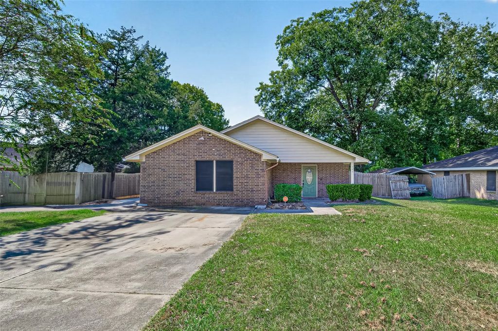 149 Hillside Drive, Liberty