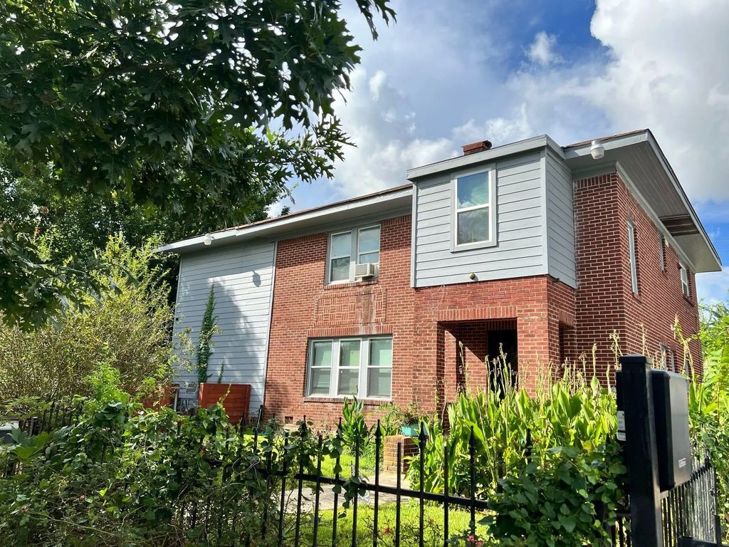 1922 Rosewood Street, Houston