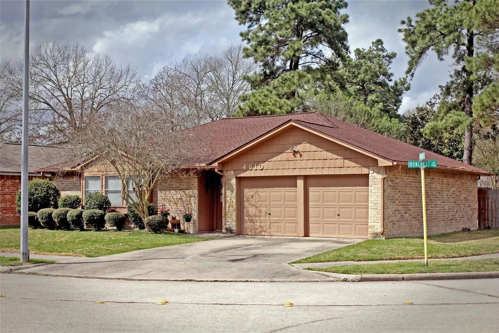 4610 Rivertree Lane, Spring