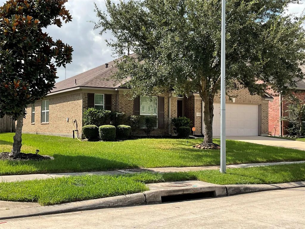 6410 Juniper Springs Drive, Humble