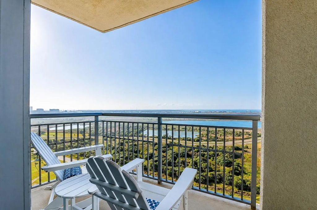 801 E Beach Drive Bc1912, Galveston
