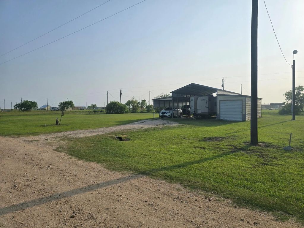 264 Haddock Drive, Palacios