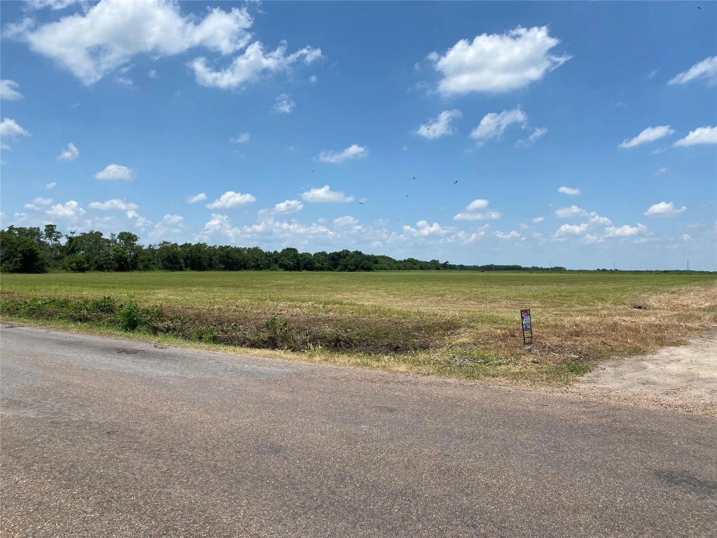 County Rd  115, Nada