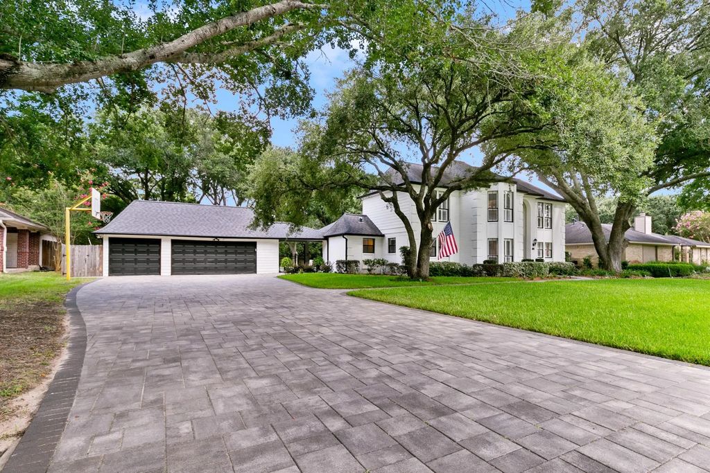 2926 Redbud Street, Katy
