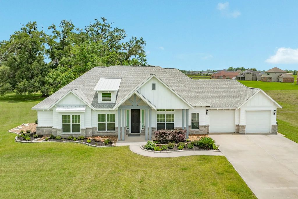 527 Lakeland Circle, Rosharon