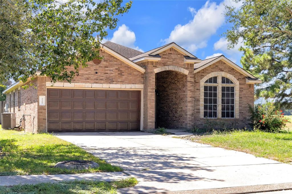 21300 Heritage Forest Lane, Porter