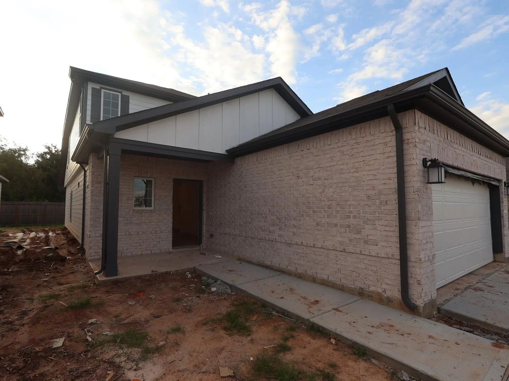 5934 Texas Sun Drive, Fulshear