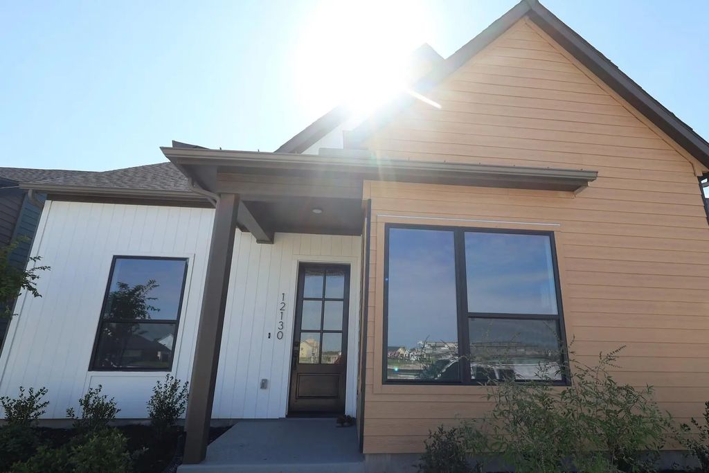 12130 Osprey Outlook Drive, Cypress