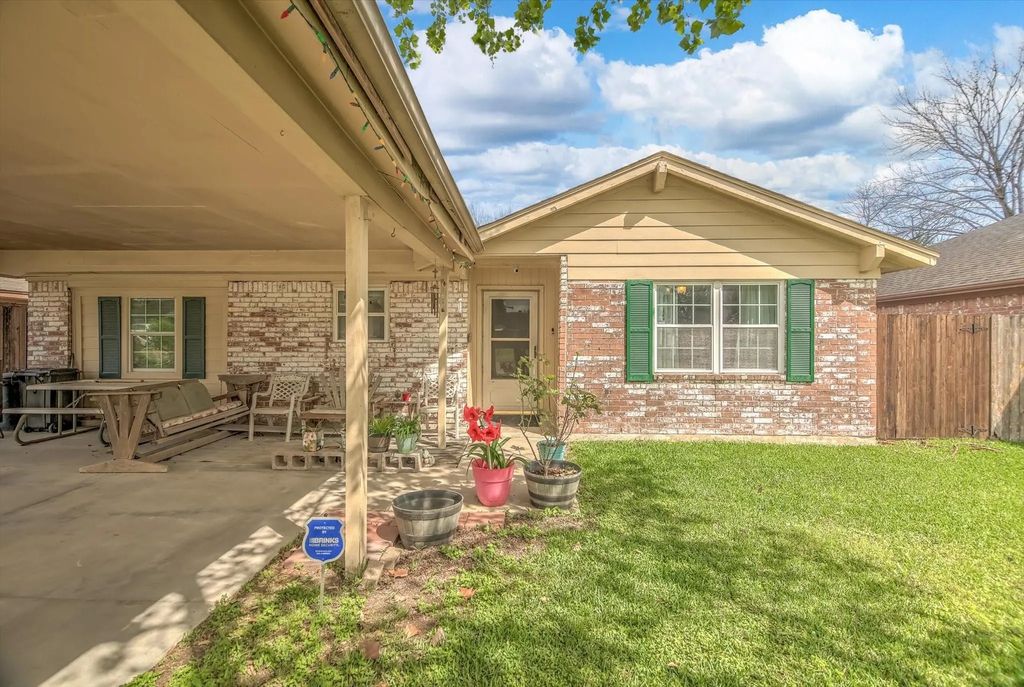 17003 Blairwood Drive, Houston