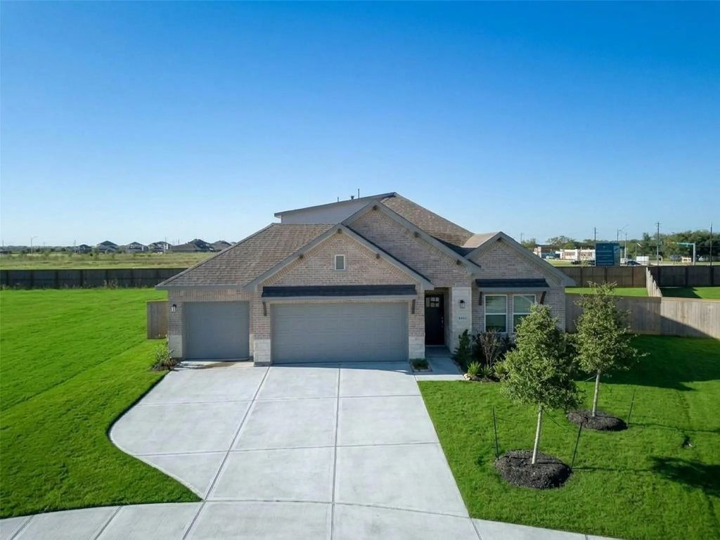 8331 Amethyst Valley Lane, Angleton